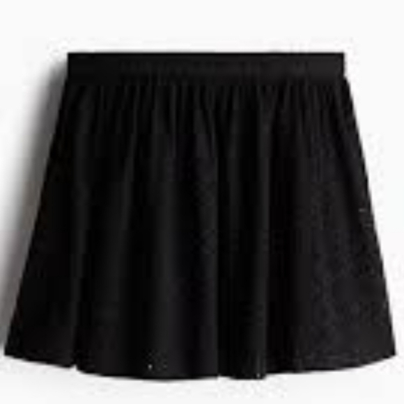 NWT H&M Black Eyelet Lace Embroidered School Girl Feminine Mini Skirt Size 14 - Picture 1 of 9